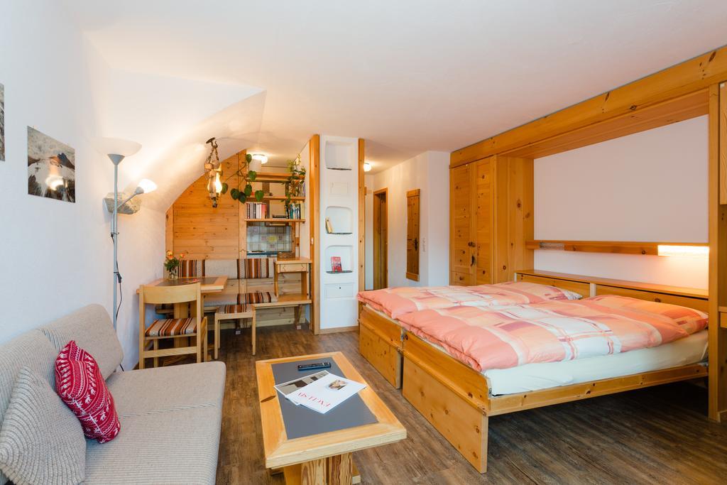 Hotel B&B Susom Surlej Silvaplana Eksteriør bilde